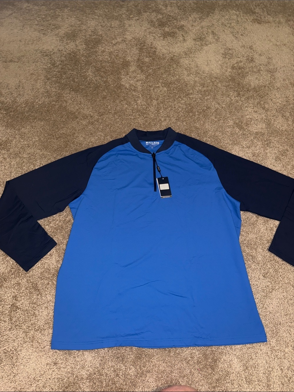 Maelreg Blue/Navy Raglan Quarter Zip Performance Pullover NWT. B4
